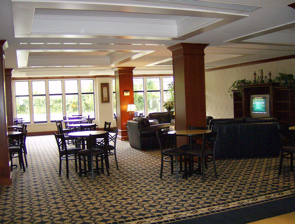 Holiday Inn Express And Suites Winchester, An Ihg Hotel Restoran gambar